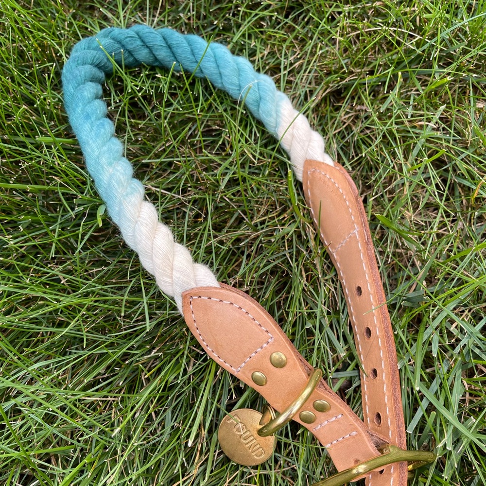 Teal ombré rope & leather collar